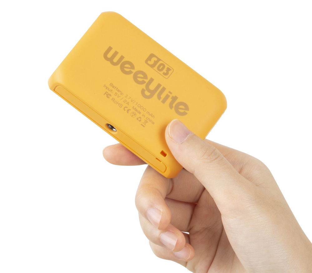 Осветитель Viltrox Weeylite S03, светодиодный, 2800-6800К, RGB, 4 Вт, желтый (уцененный)