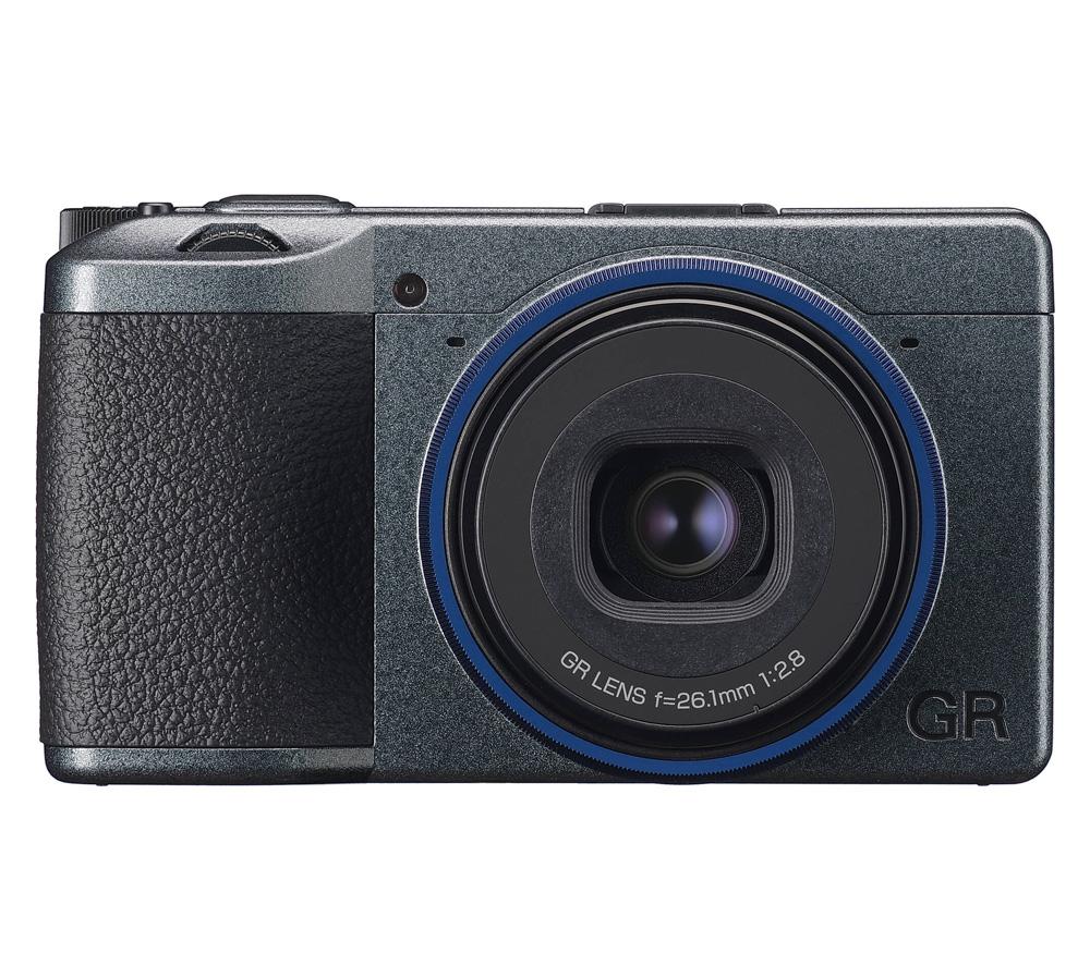 Компактный фотоаппарат Ricoh GR IIIx Urban Edition в комплекте с чехлом GC11 (EU)