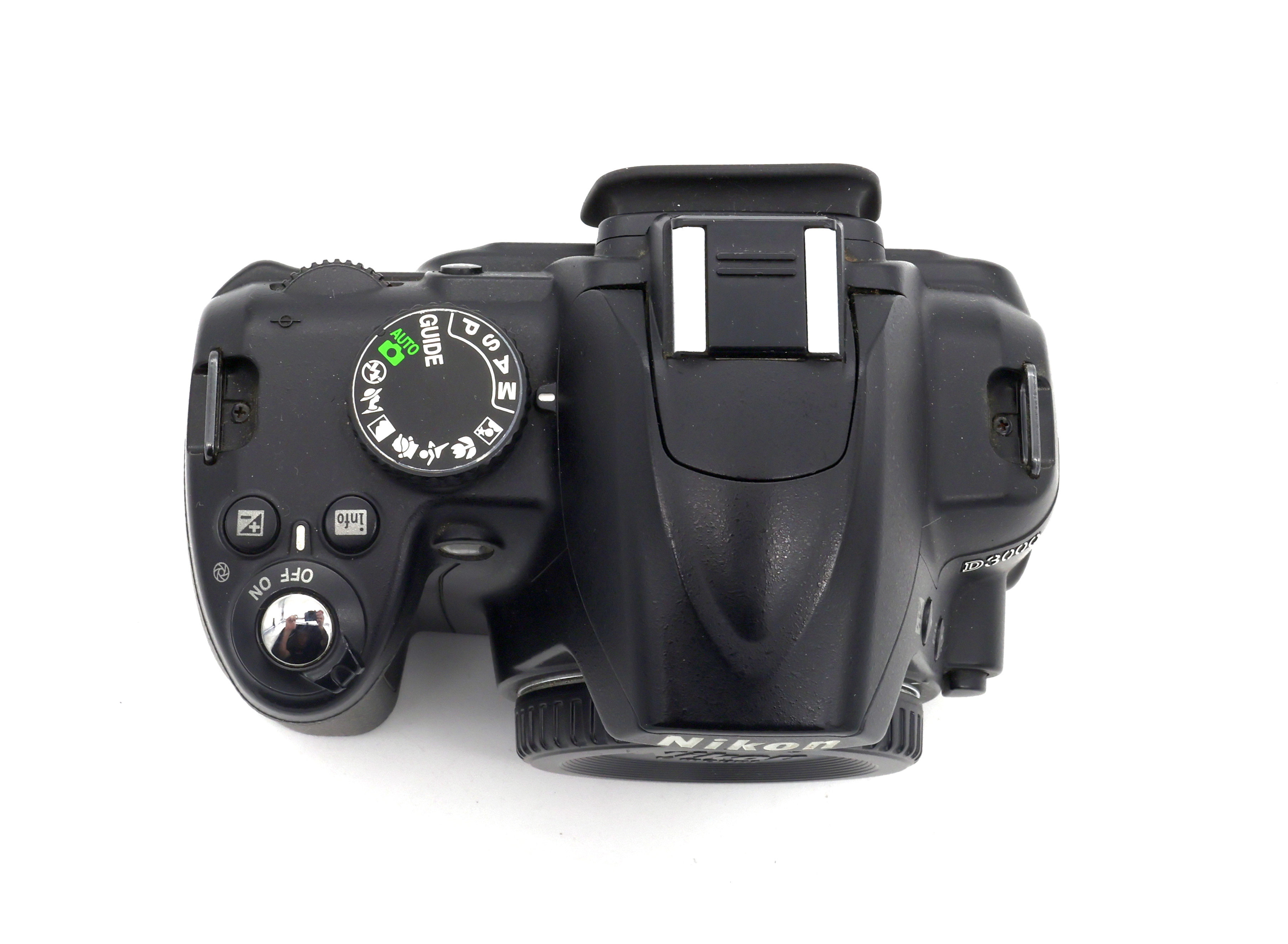 Зеркальный фотоаппарат Nikon D3000 Body (состояние 3) (б/у)