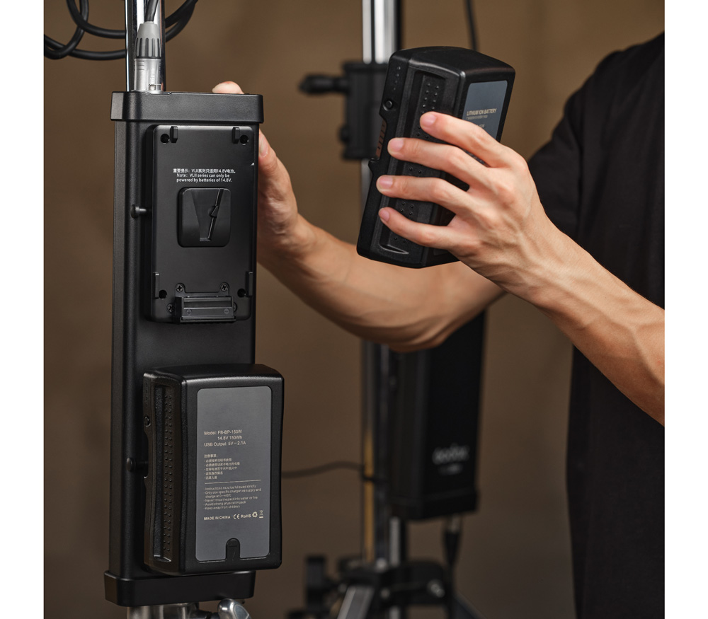Осветитель Godox VL200II, светодиодный, 215 Вт, 5600К