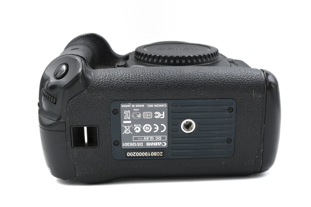 Зеркальный фотоаппарат Canon EOS 1DX Body (состояние 4) (б/у)