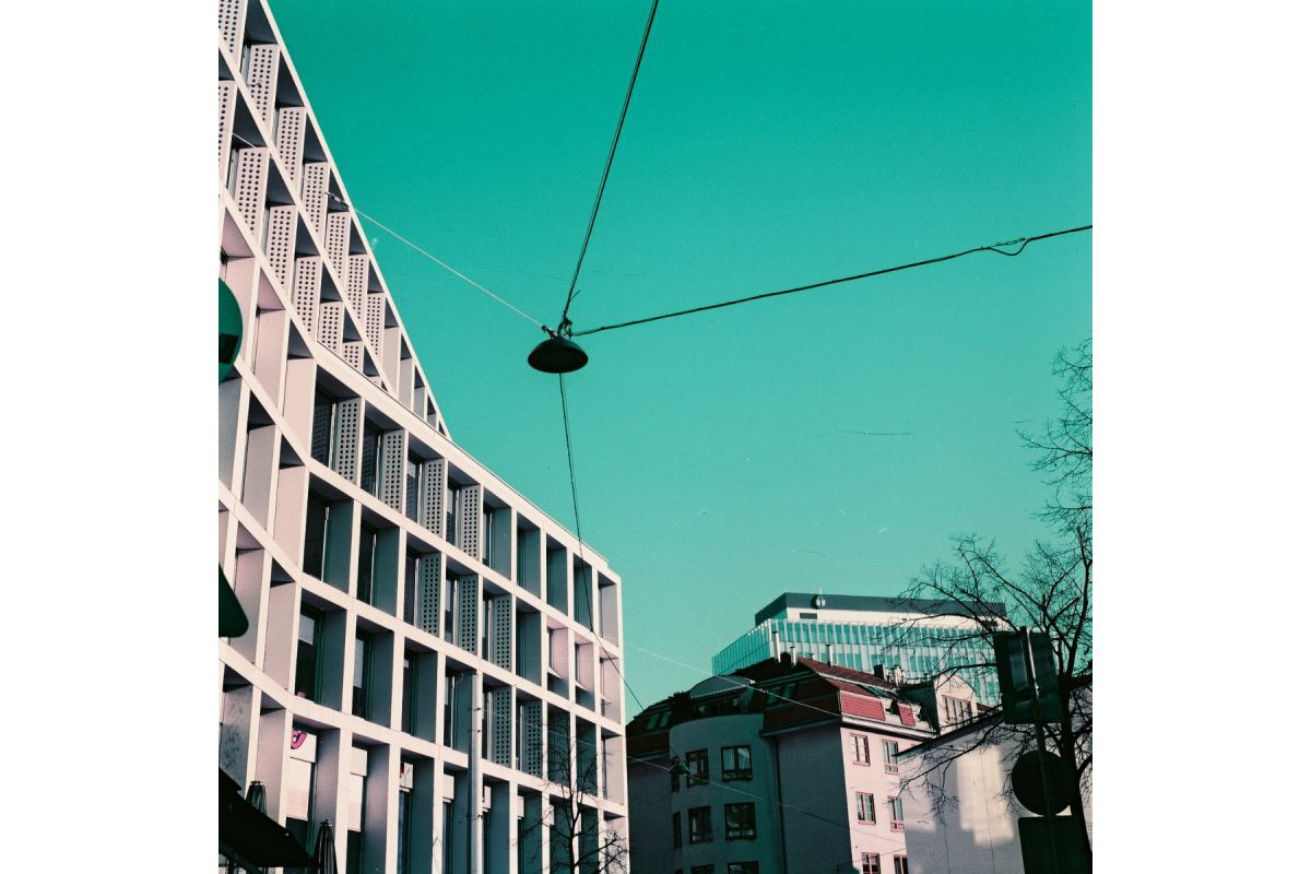 Фотопленка Lomography LomoChrome Purple Petillant Edition 120, ISO 100-400