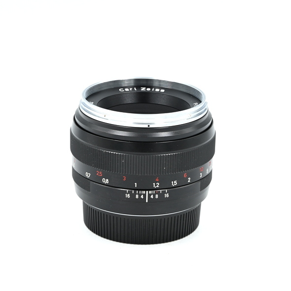 Объектив Zeiss Planar T* 50mm f/1.4 ZE, Canon EF (состояние 5) (б/у)