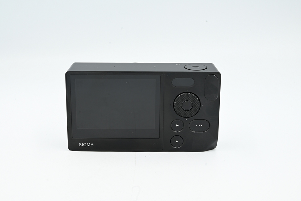 Беззеркальный фотоаппарат Sigma BF Body, черный (состояние 5-) (б/у)