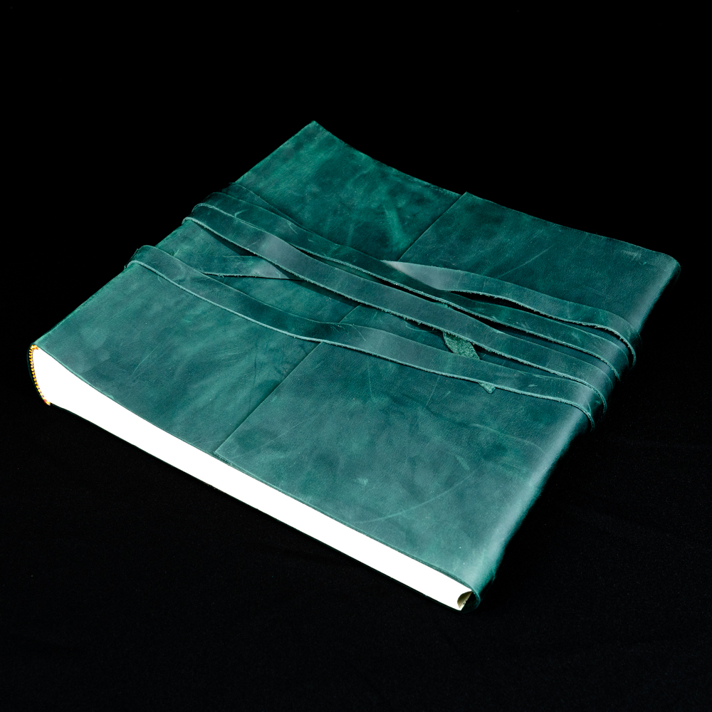 Кожаный фотоальбом Florentia 30х30 см, 100 страниц "Capriolo" зелёный