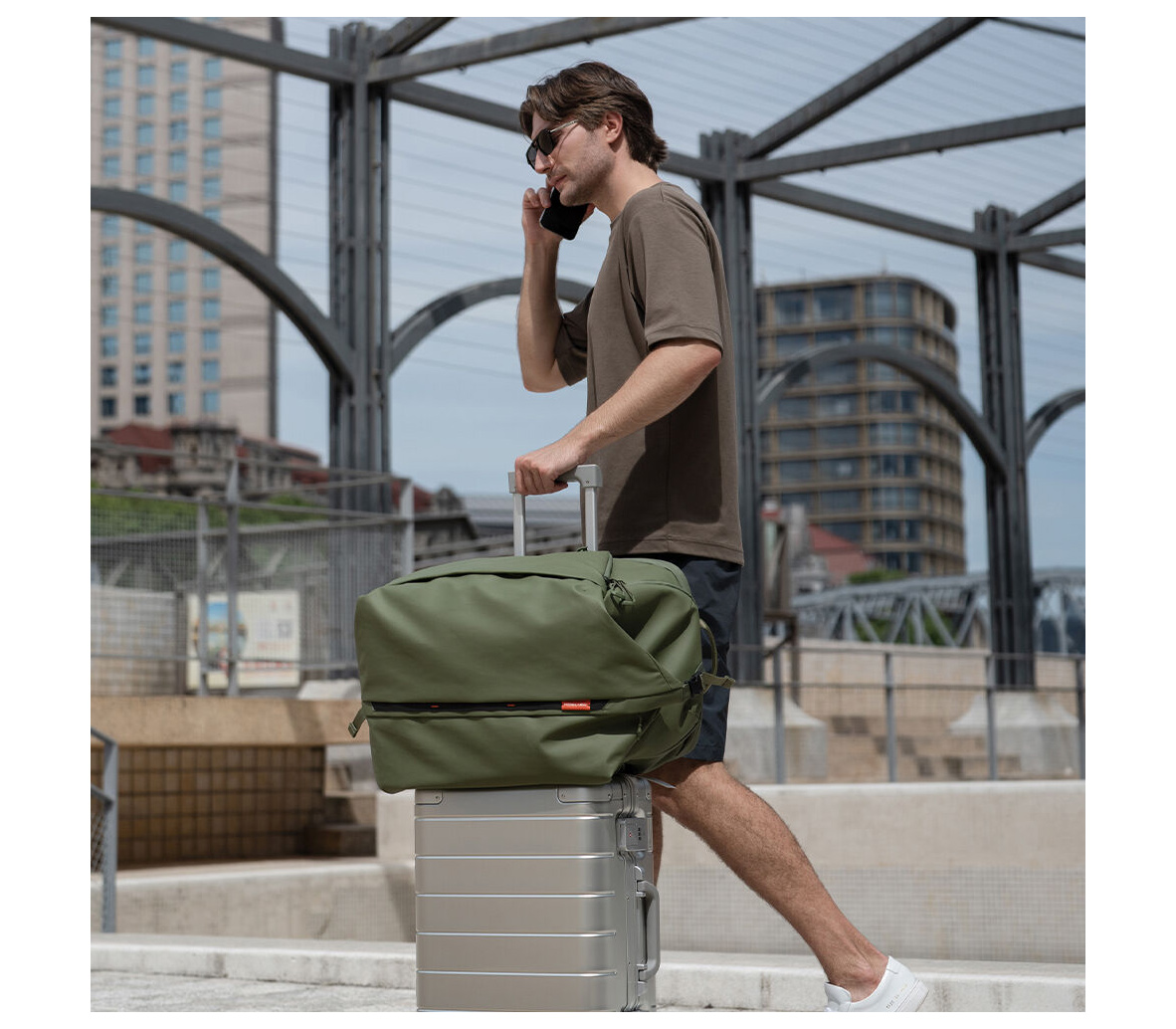 Рюкзак PGYTECH OneMo Travel Backpack 35L, цвет Olive Green