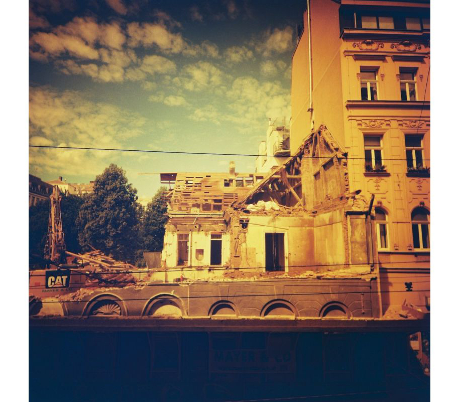 Фотопленка Lomography Redscale XR 120, ISO 50-200