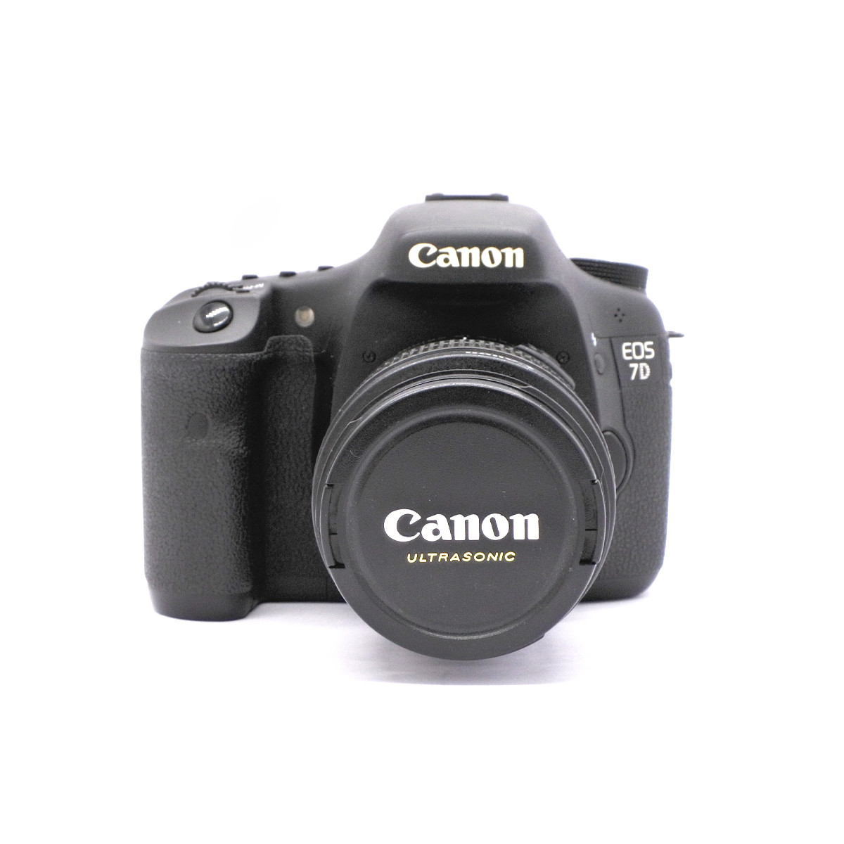 Зеркальный фотоаппарат Canon EOS 7D Kit EF-S 18-55mm III (состояние 3) (б/у)