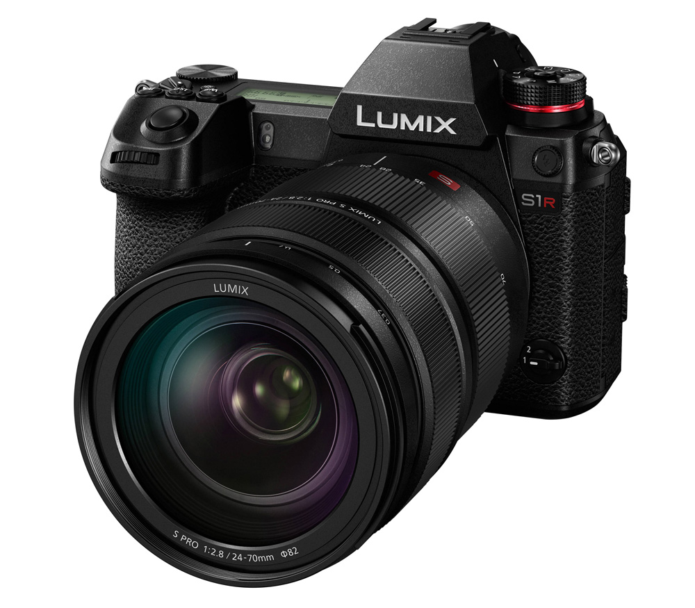 Объектив Panasonic Lumix S Pro 24-70mm f/2.8 (S-E2470)