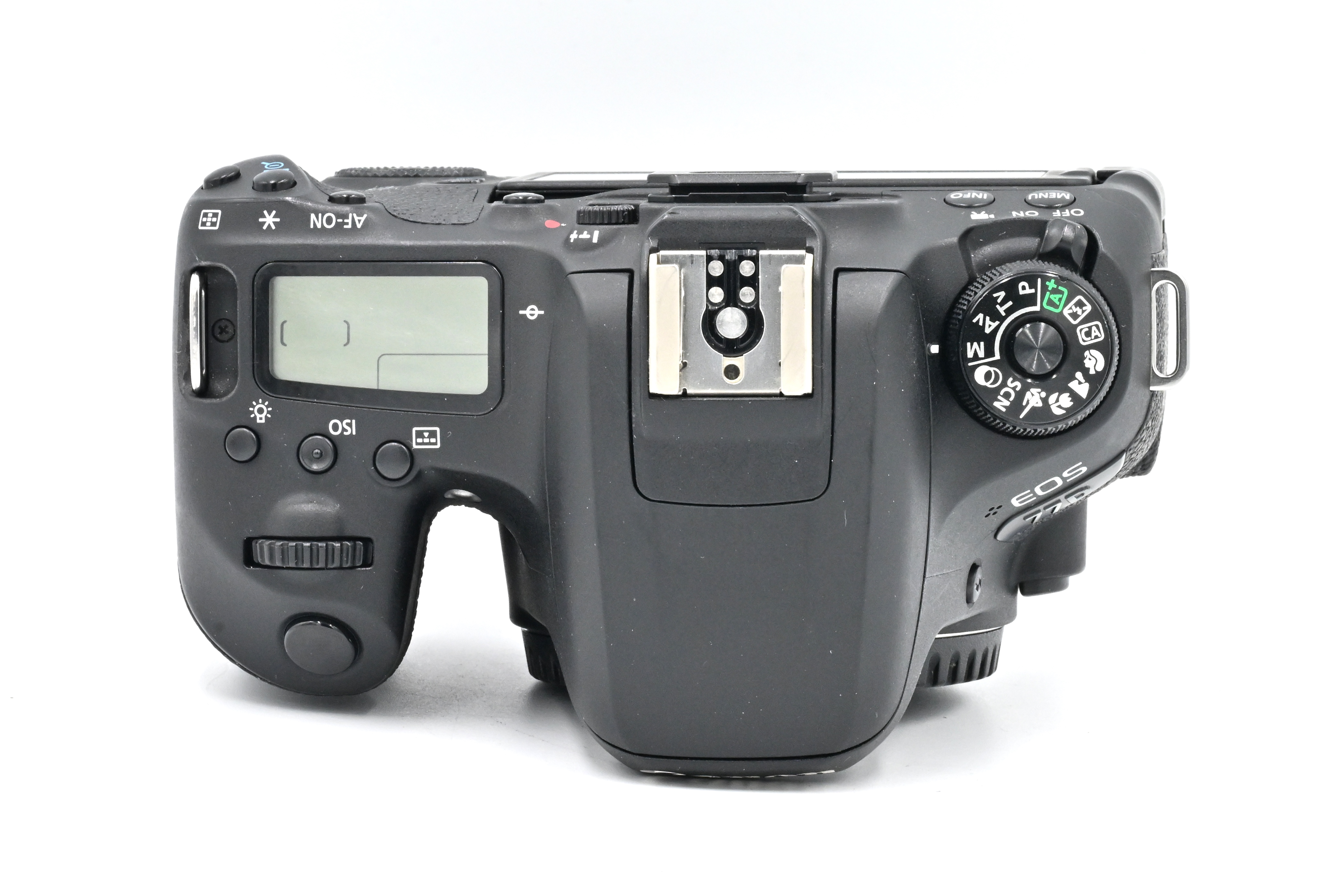 Зеркальный фотоаппарат Canon EOS 77D body (состояние 5-) (б/у)