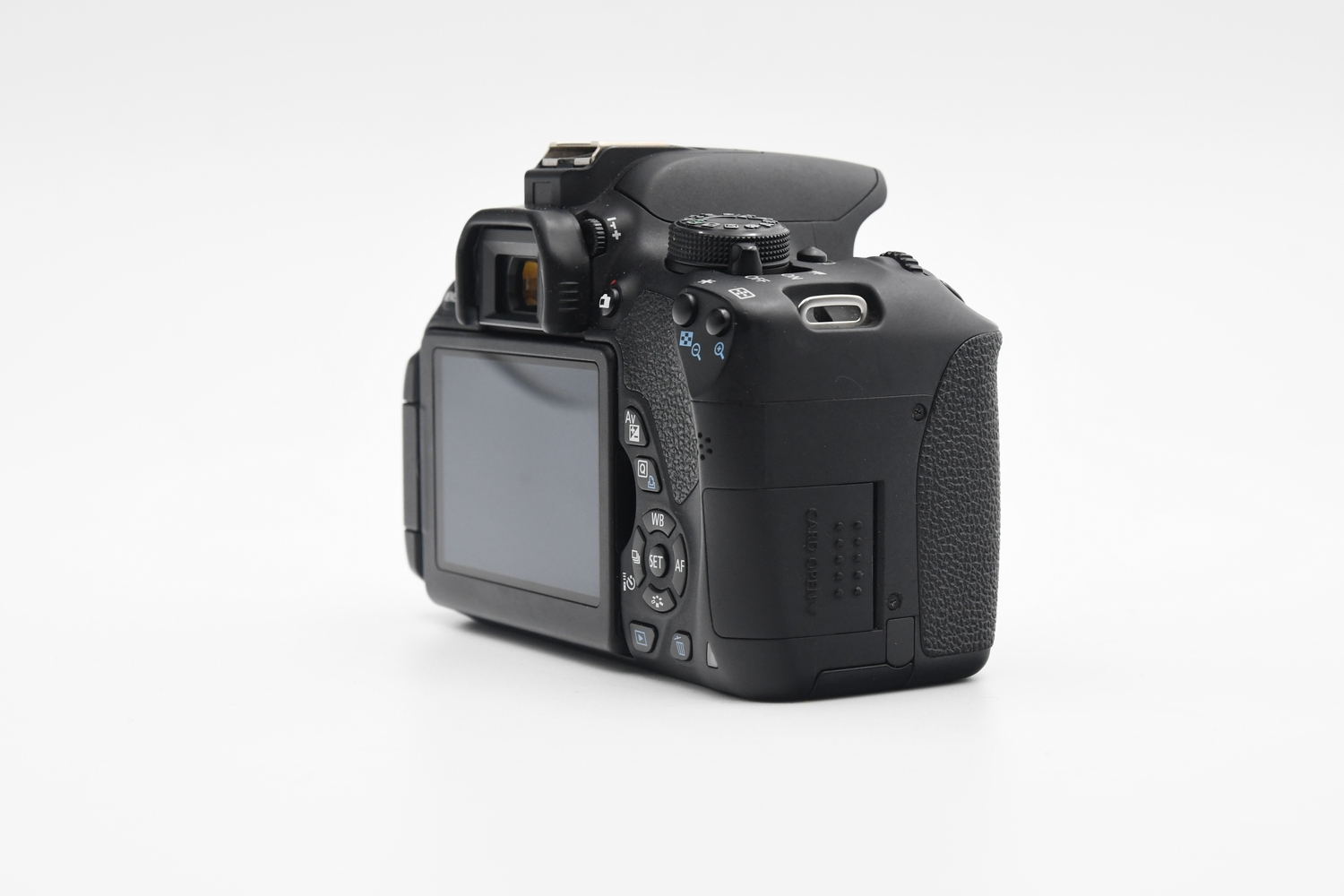 Зеркальный фотоаппарат Canon EOS 700D Body (состояние 4) (б/у)