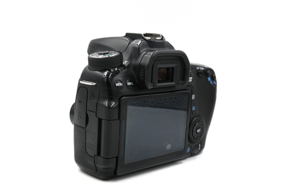 Зеркальный фотоаппарат Canon EOS 70D Body (состояние 4) (б/у)