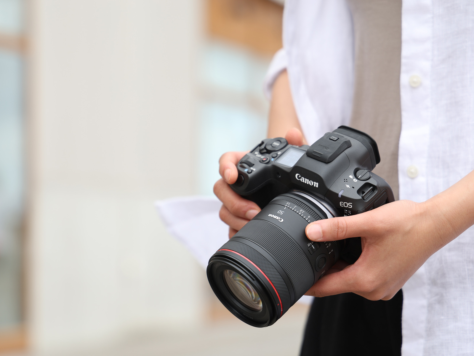 Объектив Canon RF 50mm f/1.4 L VCM