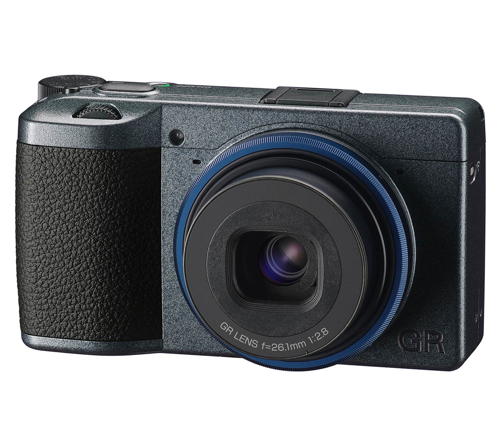 Компактный фотоаппарат Ricoh GR IIIx Urban Edition в комплекте с чехлом GC11 (EU, без AC)
