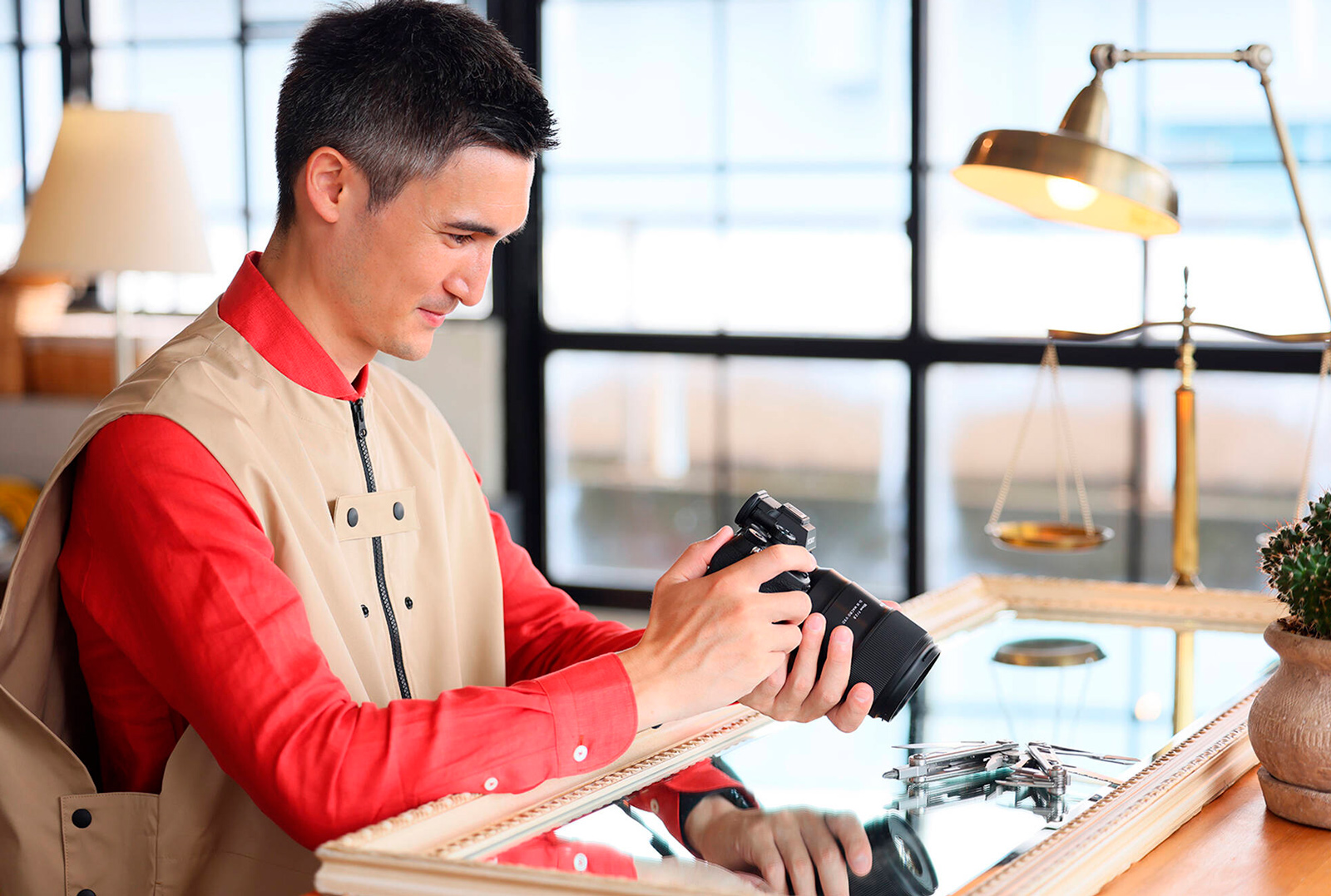 Объектив Tamron 90mm f/2.8 Di III Macro VXD Sony FE