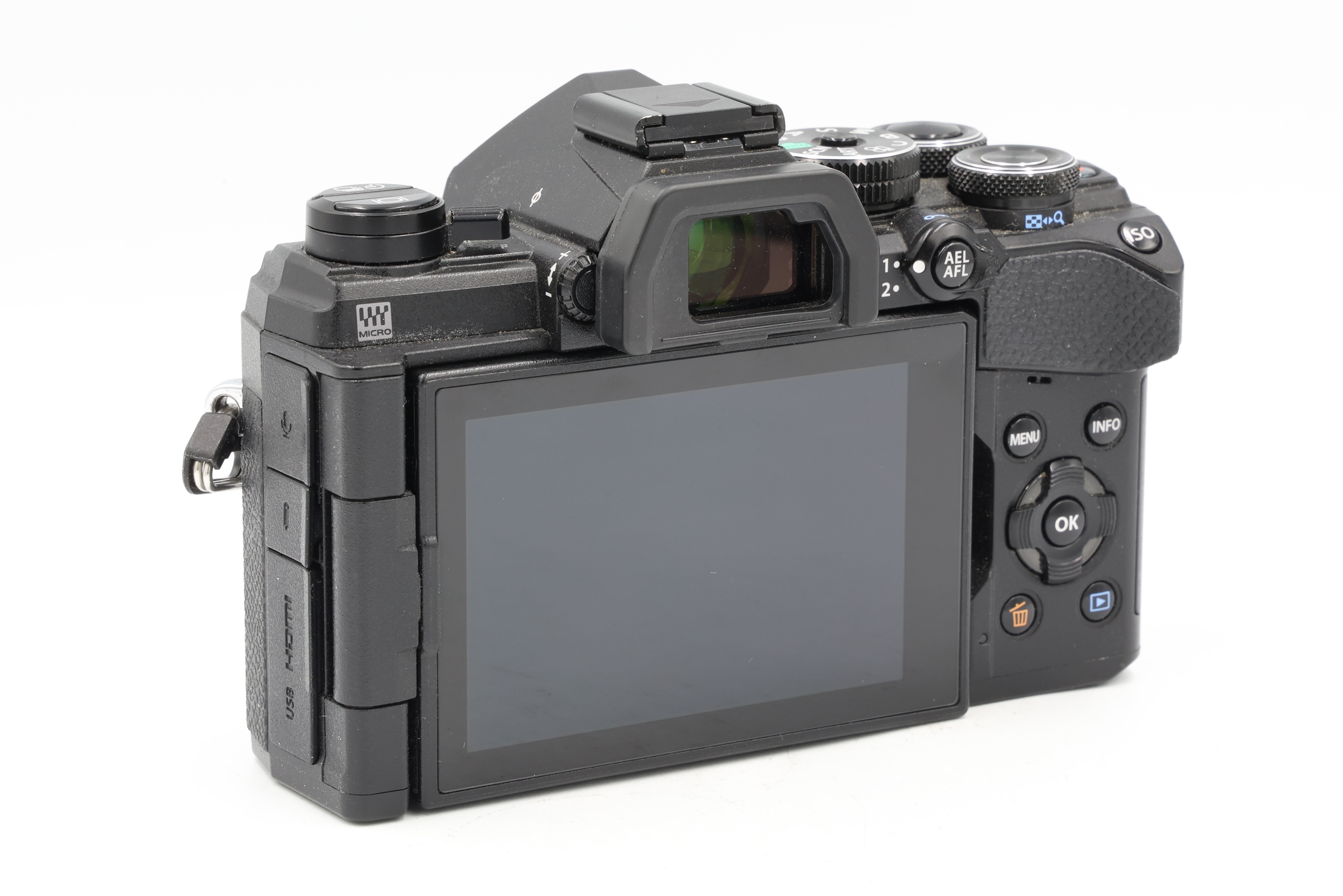 Беззеркальный фотоаппарат Olympus OM-D E-M5 Mark III, черный (состояние 5-) (б/у)
