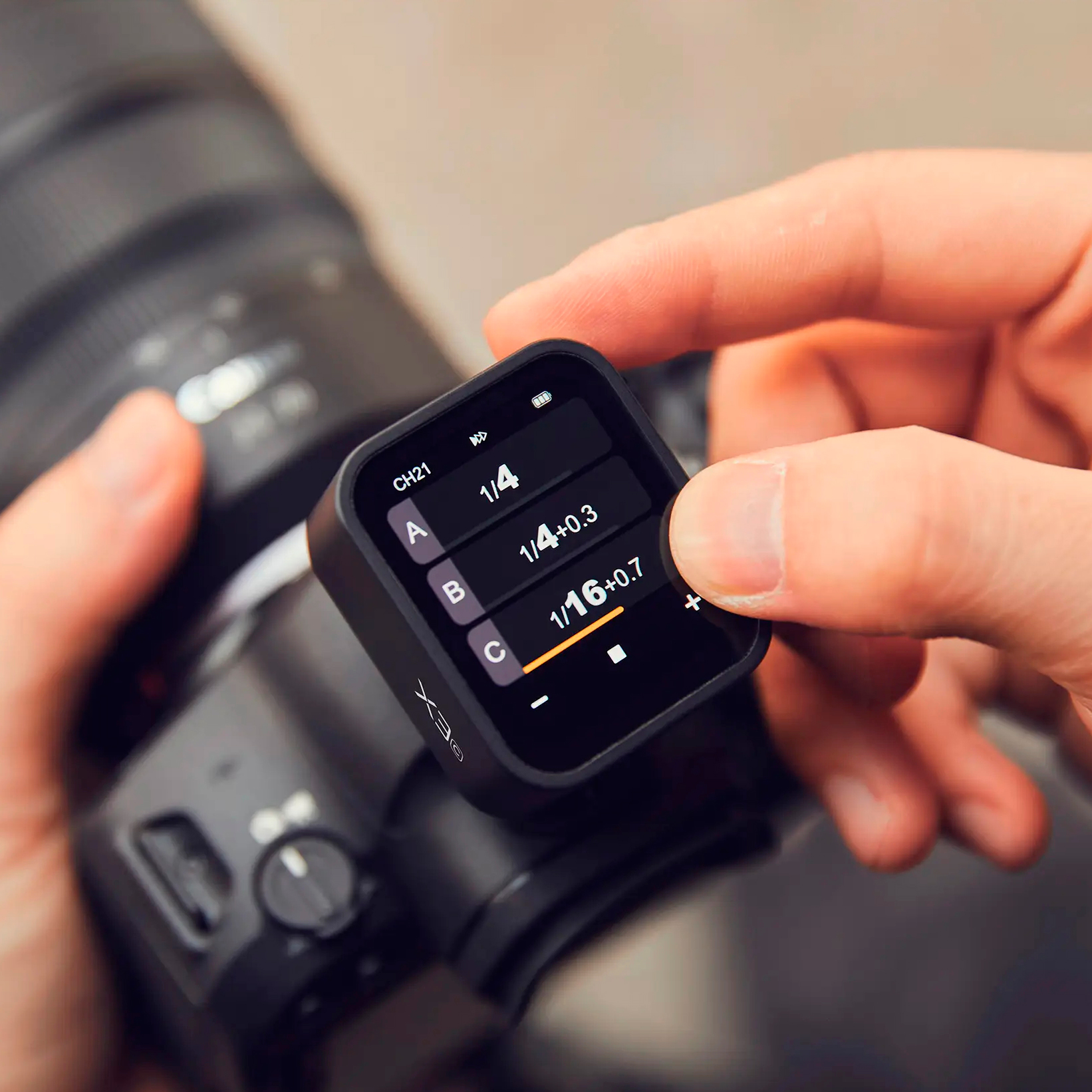 Радиосинхронизатор Godox X3-L TTL для Leica