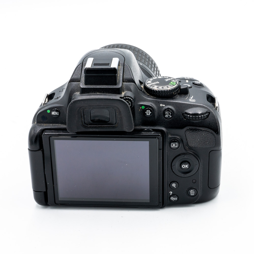 Зеркальный фотоаппарат Nikon D5100 Kit 18-55mm AF-S DX G VR (состояние 4) (б/у)