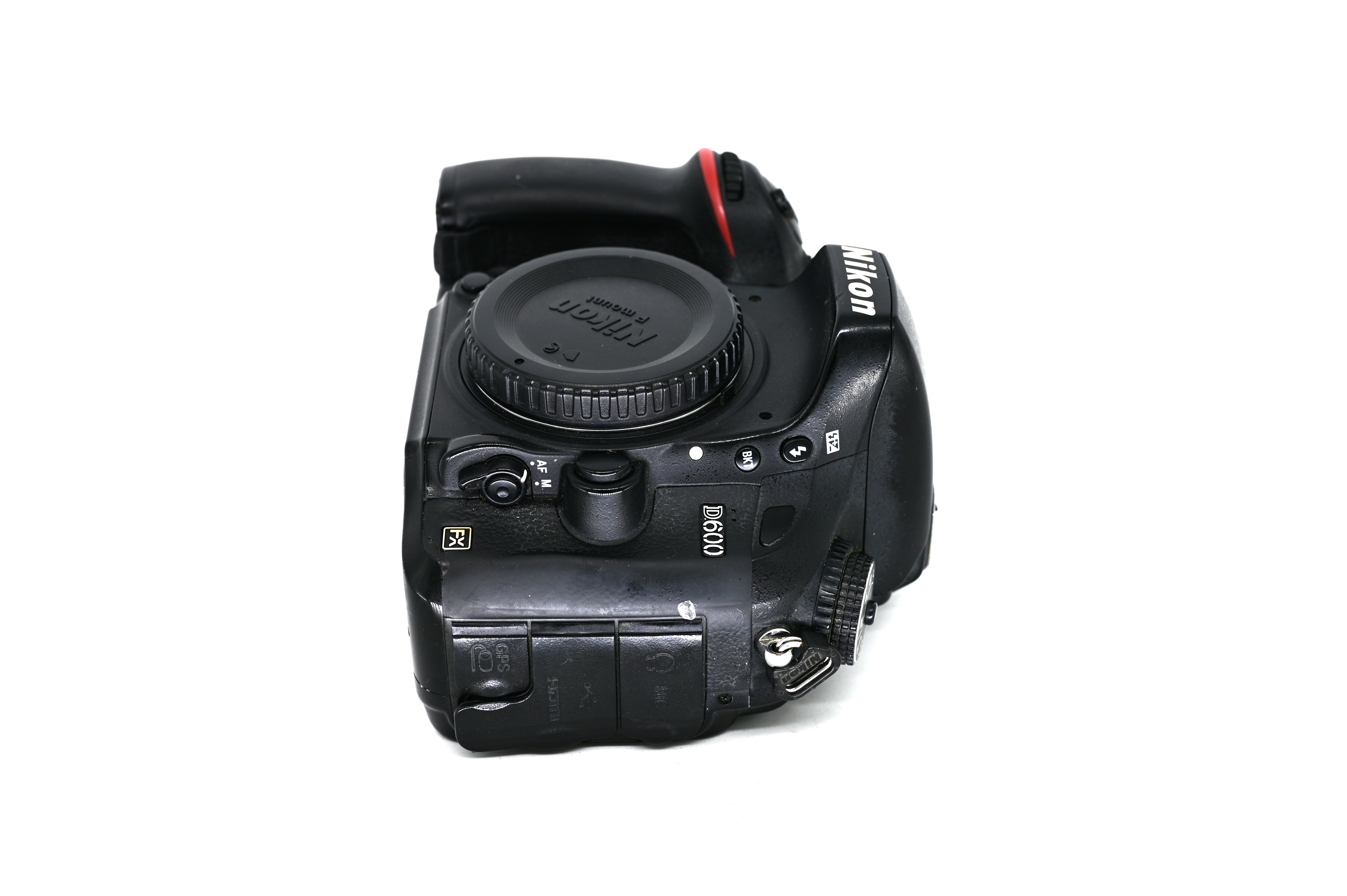 Зеркальный фотоаппарат Nikon D600 Body (состояние 3) (б/у)