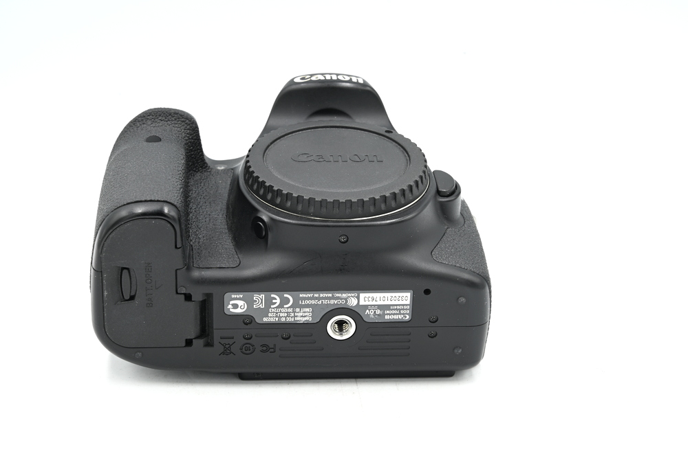 Зеркальный фотоаппарат Canon EOS 70D Body (состояние 5-) (б/у)