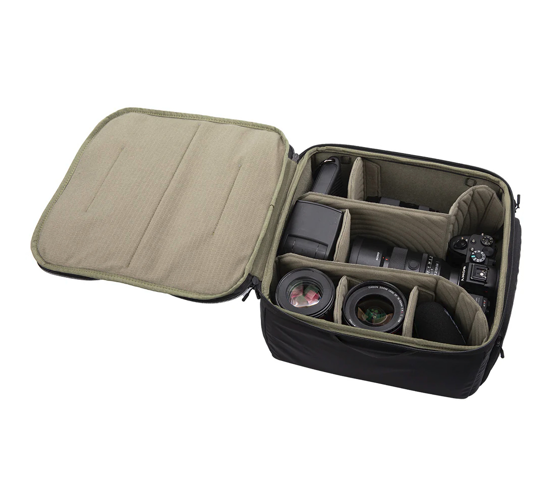 Рюкзак PGYTECH OnePro Flex 50L + Camera Insert M, цвет Space Black