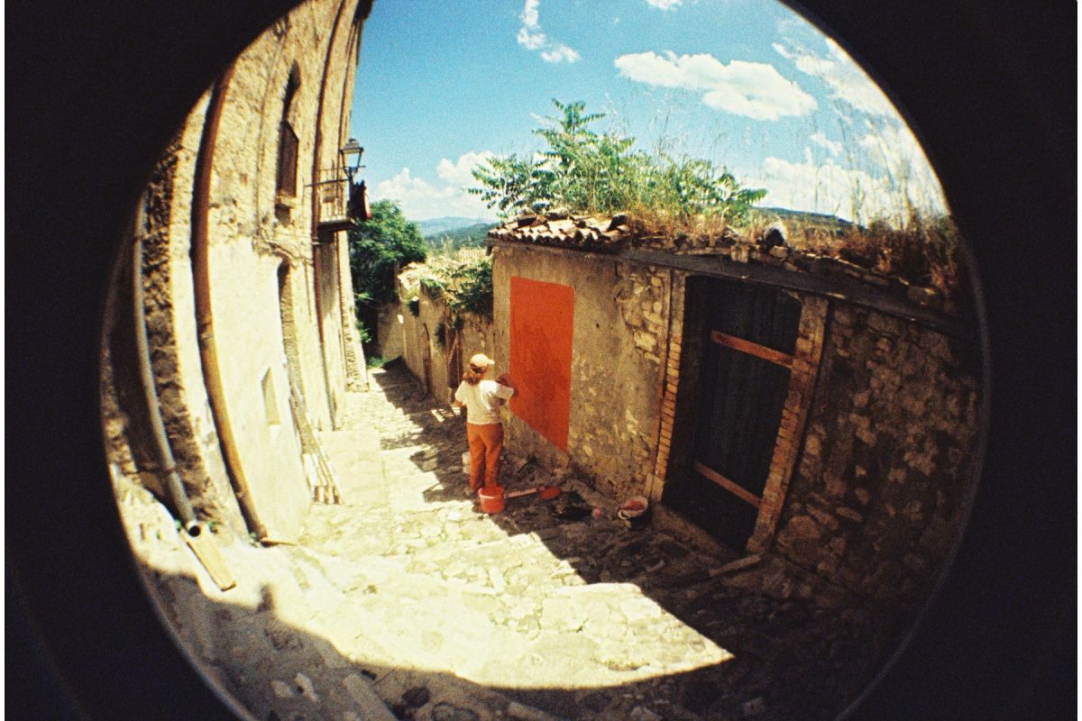 Пленочный фотоаппарат Lomography Fisheye2 Camera Papaya Pop (уцененный)