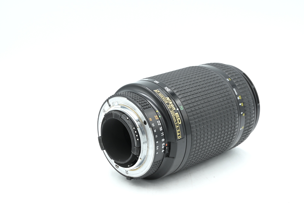Объектив Nikon ED AF Nikkor 70-300mm 1:4-5.6D (состояние 5-) (б/у)