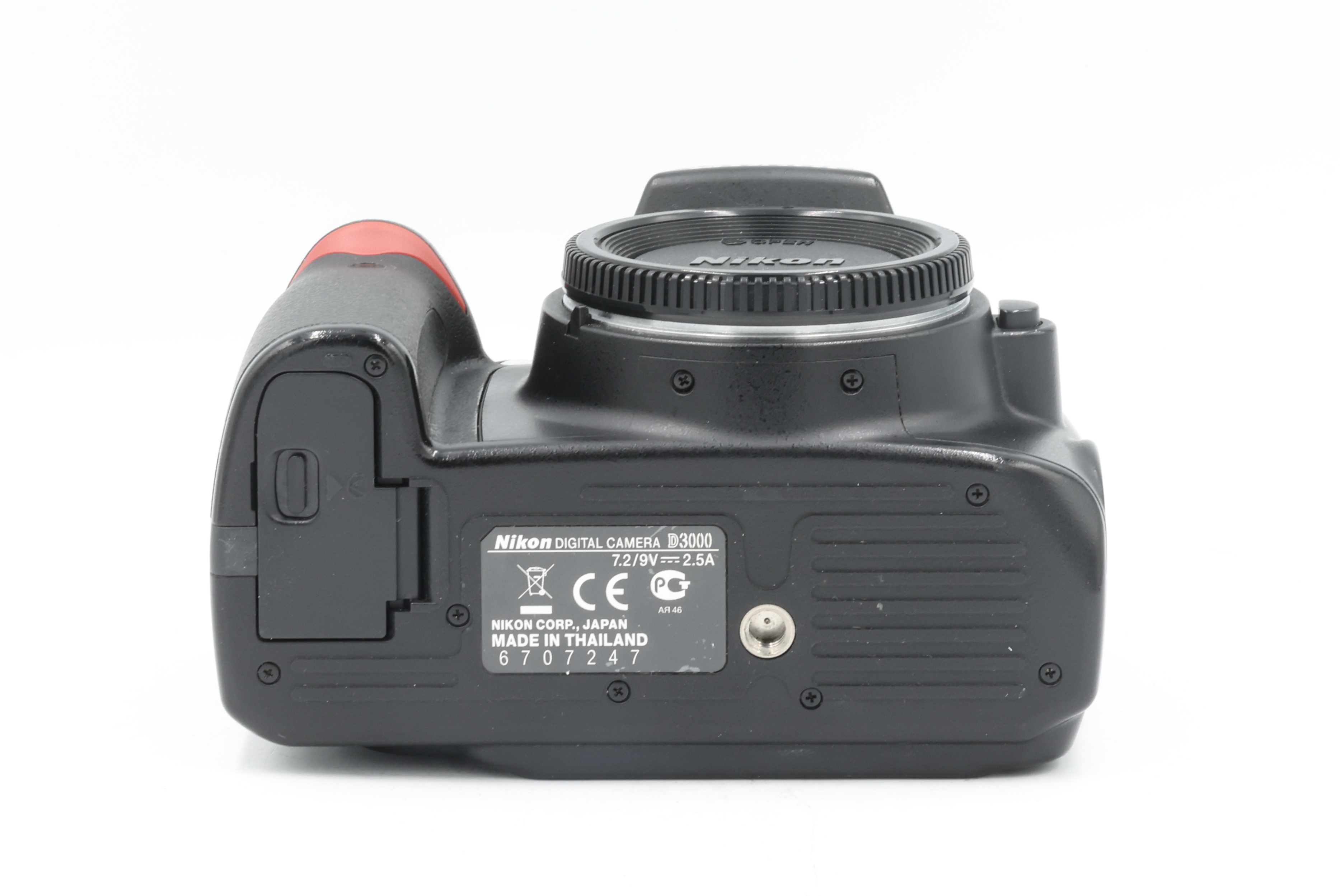 Зеркальный фотоаппарат Nikon D3000 Body (состояние 5-) (б/у)