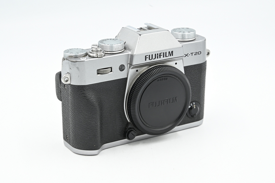 Беззеркальный фотоаппарат Fujifilm X-T20 Body silver (состояние 4) (б/у)