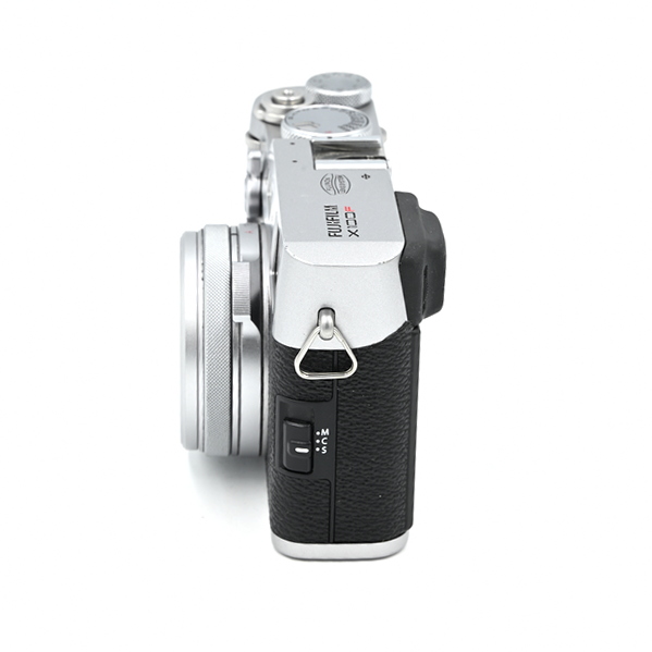 Компактный фотоаппарат Fujifilm X100F Silver (состояние 5-) (б/у)