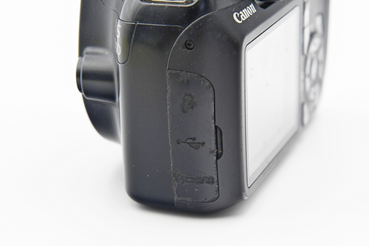 Зеркальный фотоаппарат Canon EOS 1100D Body (состояние 3) (б/у)
