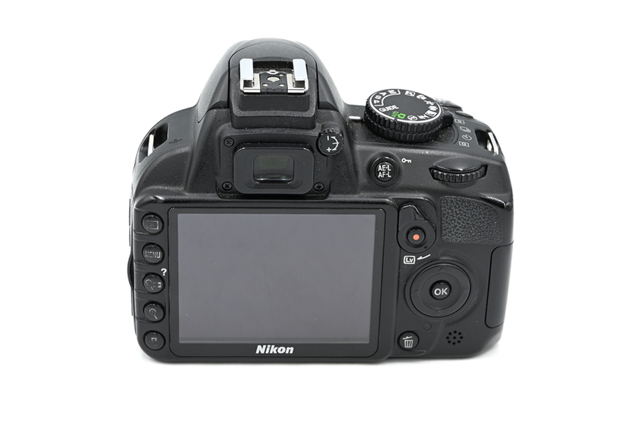 Зеркальный фотоаппарат Nikon D3100 Body (состояние 5-) (б/у)