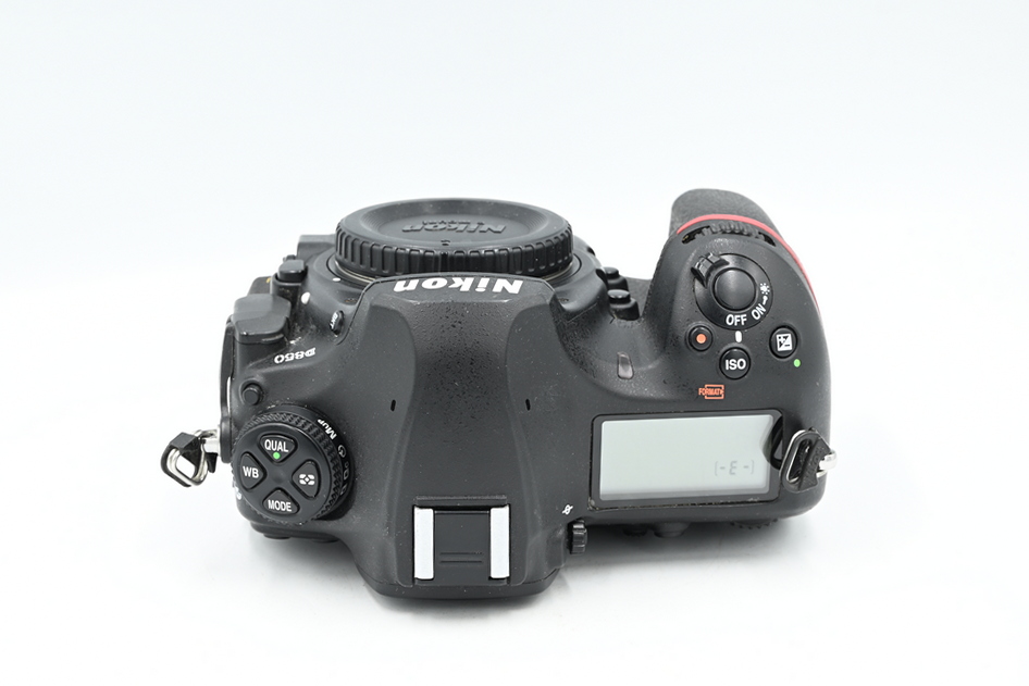 Зеркальный фотоаппарат Nikon D850 Body - с.н. 6066021 (состояние 5) (б/у)