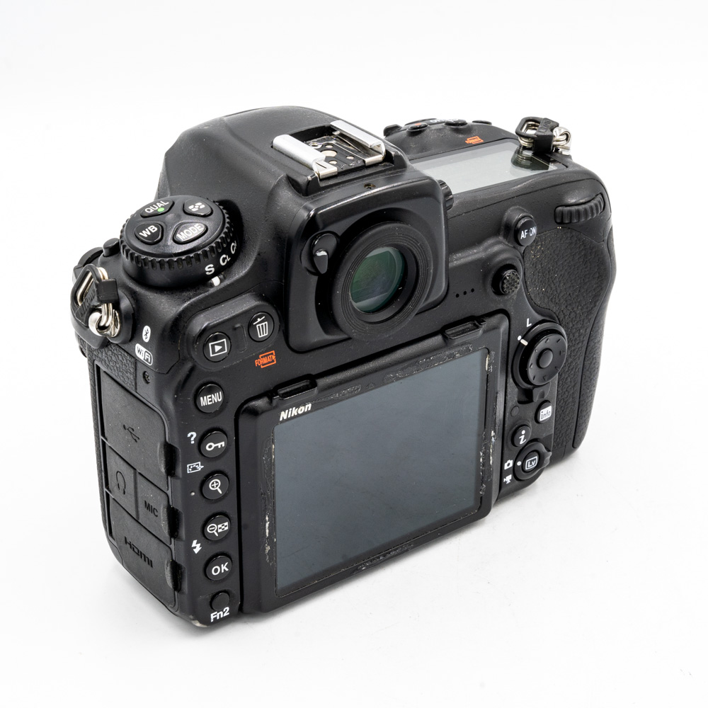 Зеркальный фотоаппарат Nikon D500 Body (состояние 3) (б/у)