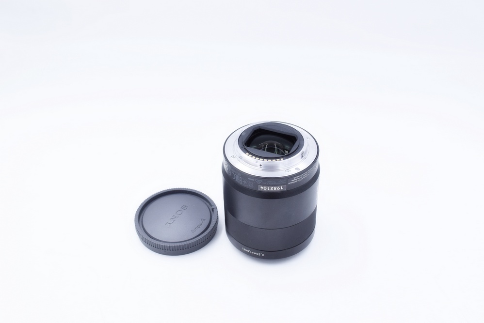 Объектив Sony Zeiss Sonnar T* FE 55mm f/1.8 ZA  (состояние 5) (б/у)