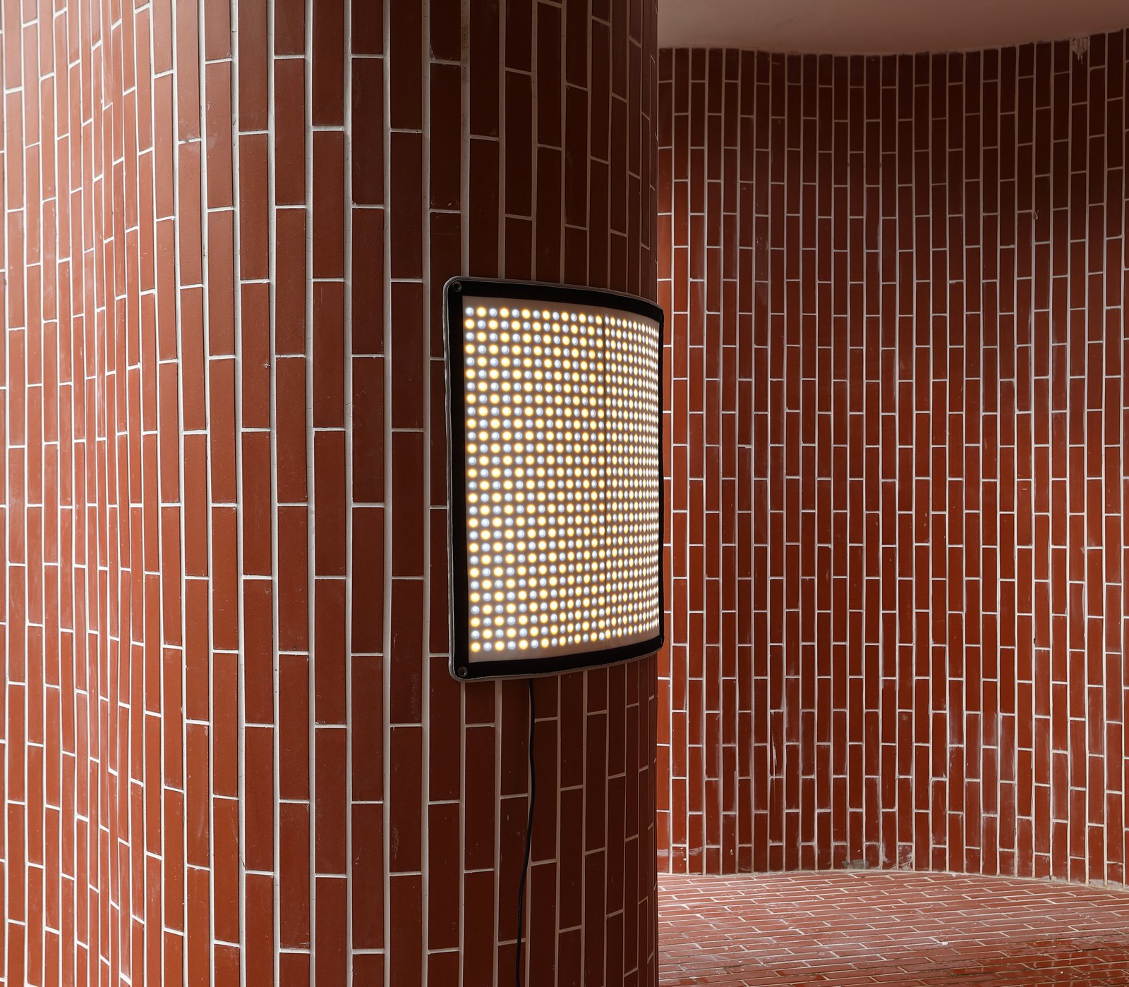 Осветитель Godox Knowled F200Bi, светодиодный, складной, 2700-8500K, 210 Вт