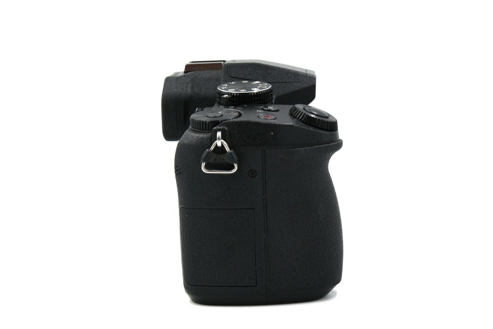 Беззеркальный фотоаппарат Panasonic Lumix DMC-G80 body (состояние 5-) (б/у)