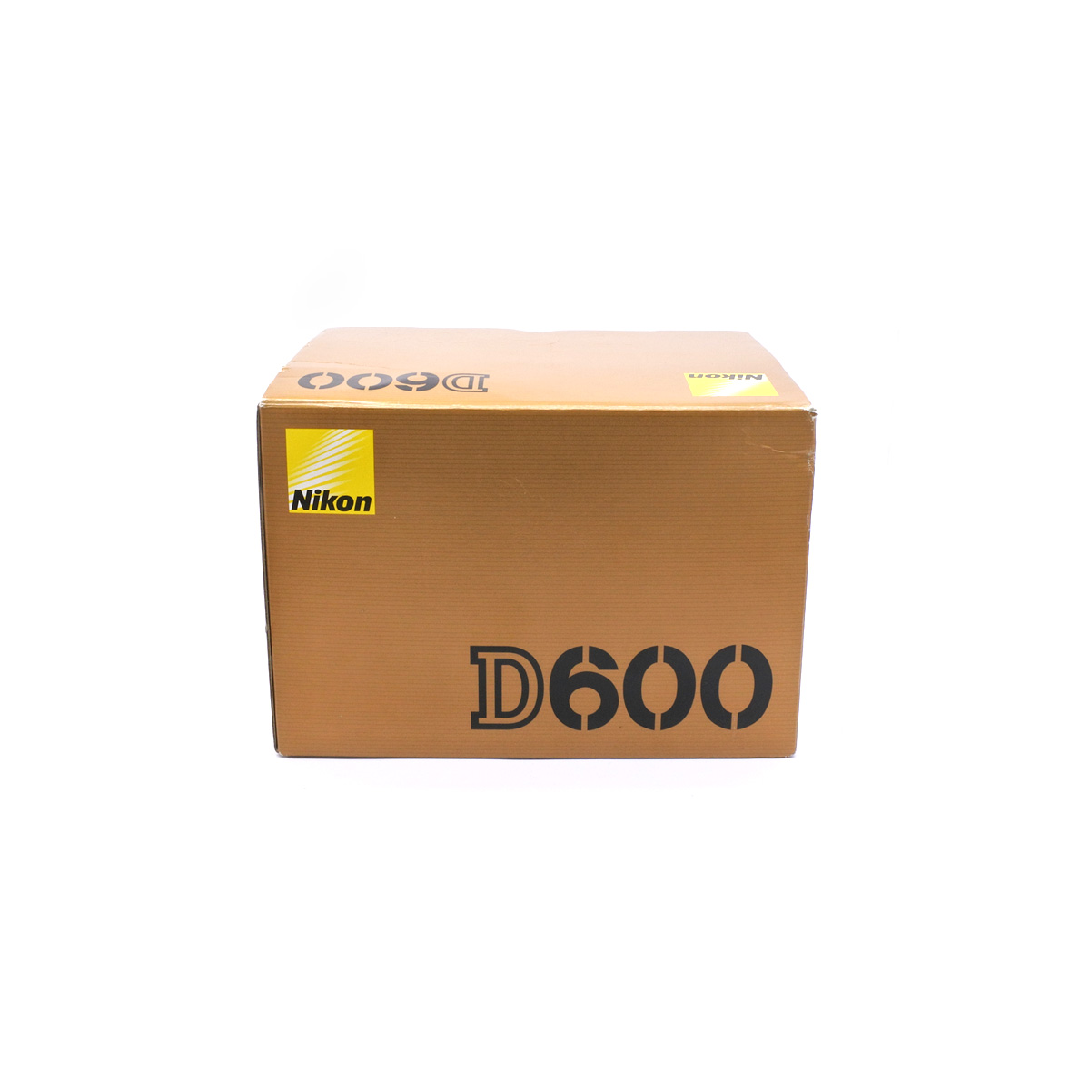Зеркальный фотоаппарат Nikon D600 Body (состояние 4-) (б/у)