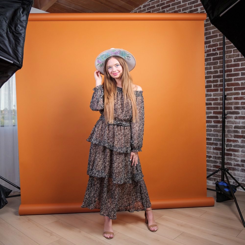 Фон Savage SA 17-12 Sienna, бумажный, 2.72x11 м, коричневый