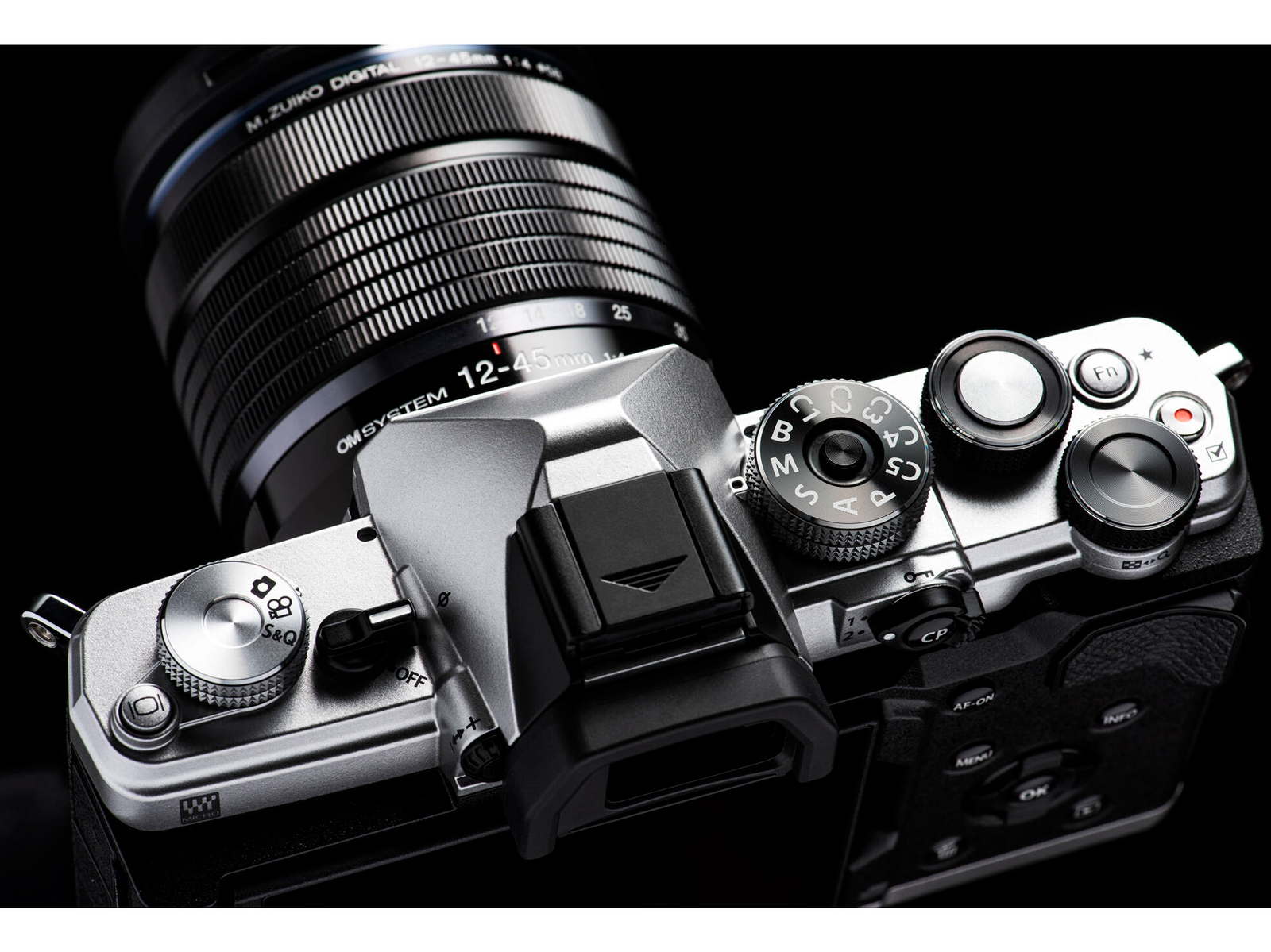 Беззеркальный фотоаппарат OM System OM-3 Body