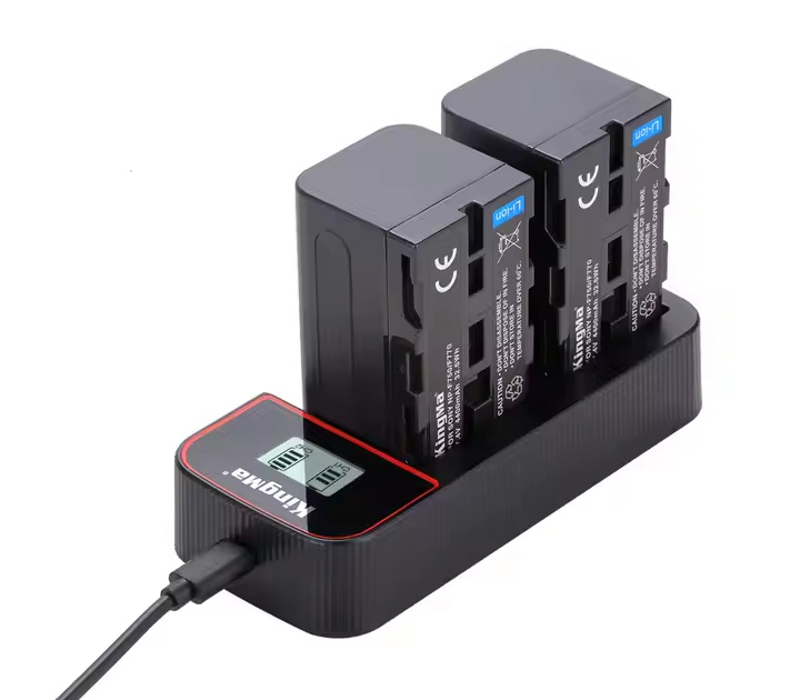 Зарядное устройство Kingma BM058 + 2 аккумулятора NP-F750 4400 мАч