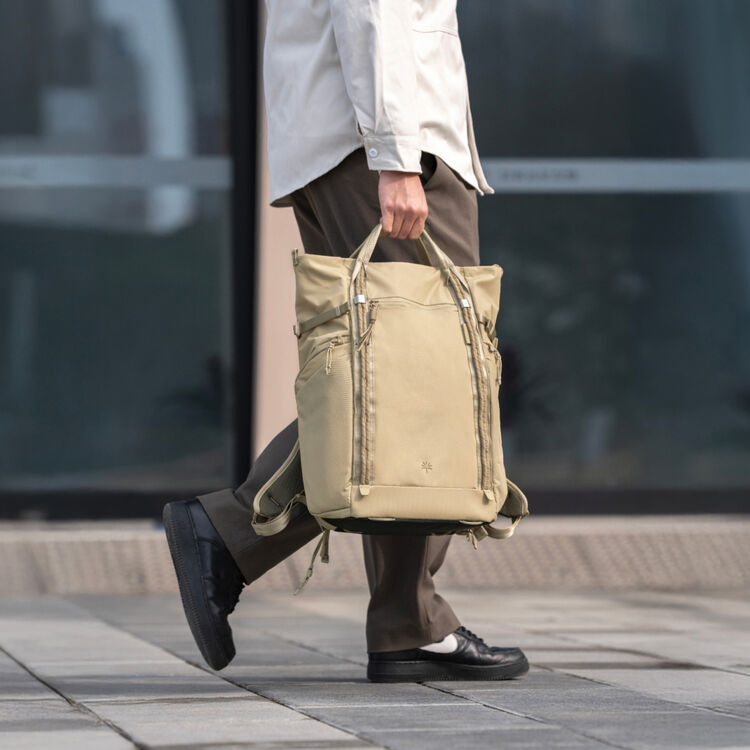 Рюкзак PGYTECH OneGo Roamer Tote Backpack 18L, цвет: Sand Khaki