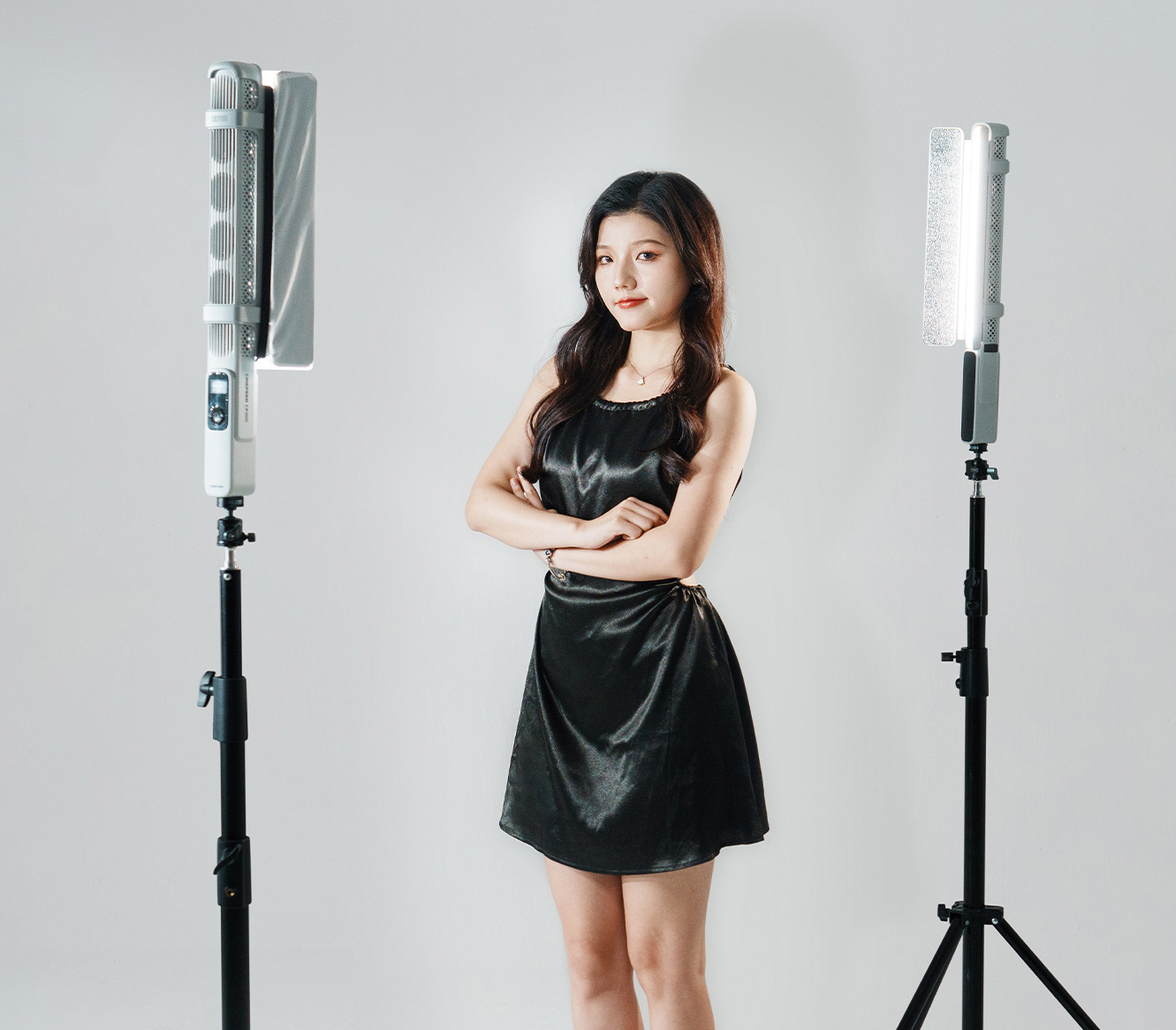 Осветитель Zhiyun CINEPEER CF100 Combo, 2700-6500К, RGB, 100 Вт