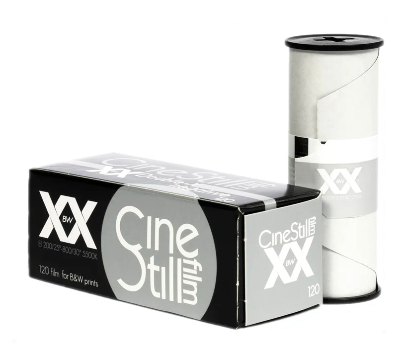 Фотопленка CineStill bwXX 120 (ISO 250)