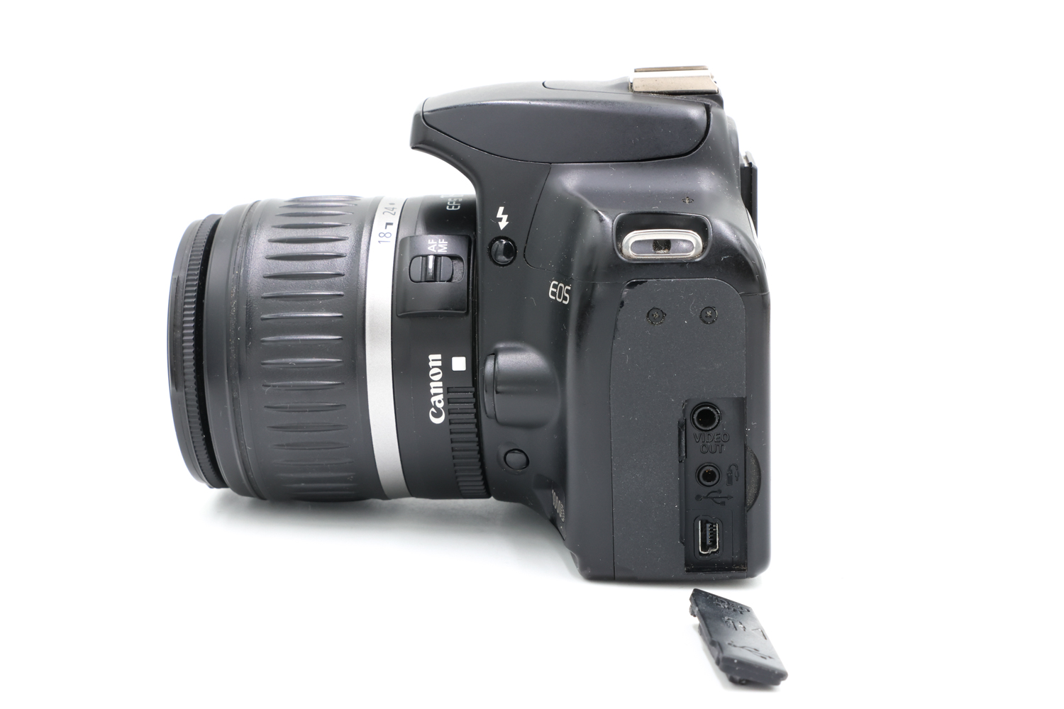Зеркальный фотоаппарат Canon EOS 1000D Kit 18-55 II (состояние 5-) (б/у)