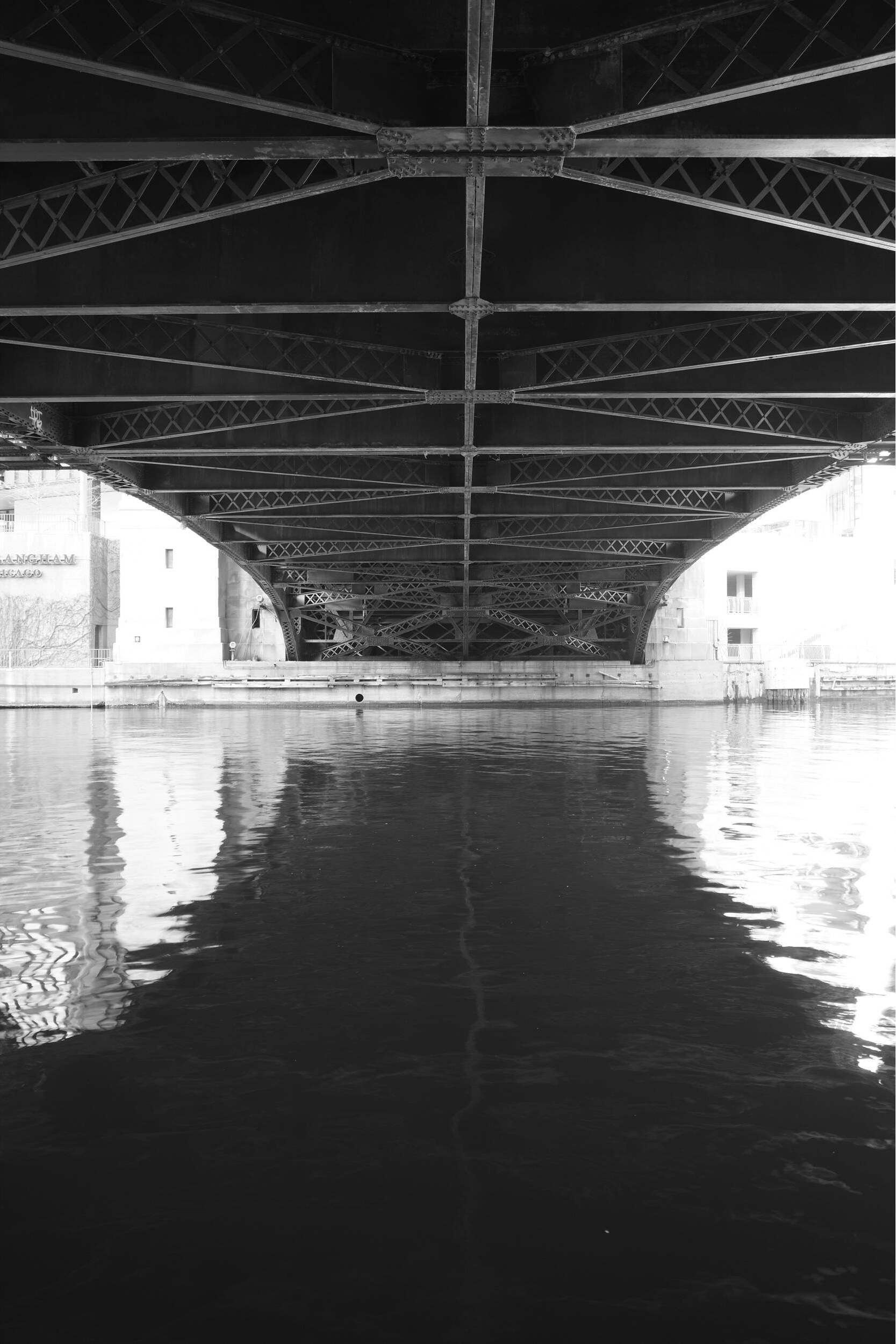 Компактный фотоаппарат Ricoh GR IV Monochrome