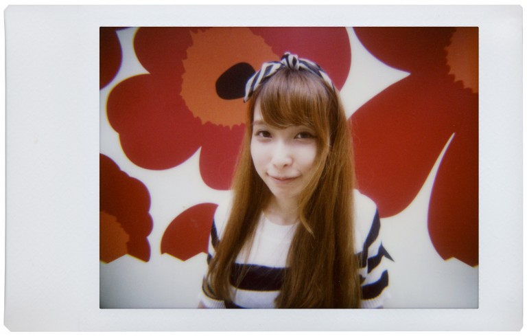 Фотоаппарат моментальной печати Lomography Lomo'Instant черный