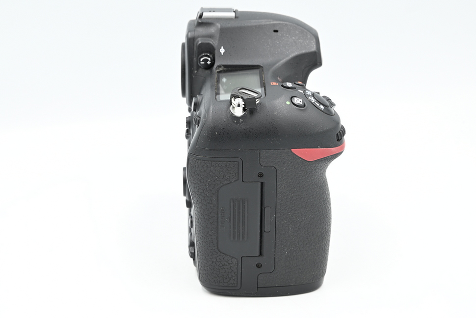 Зеркальный фотоаппарат Nikon D850 Body - с.н. 6066021 (состояние 5) (б/у)