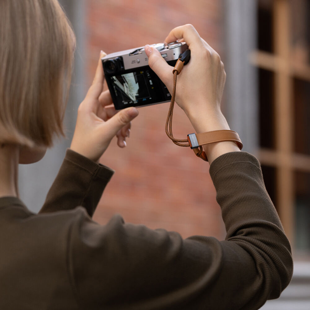Ремень PGYTECH Camera Wrist Strap Slim Vintage, цвет Caramel Brown