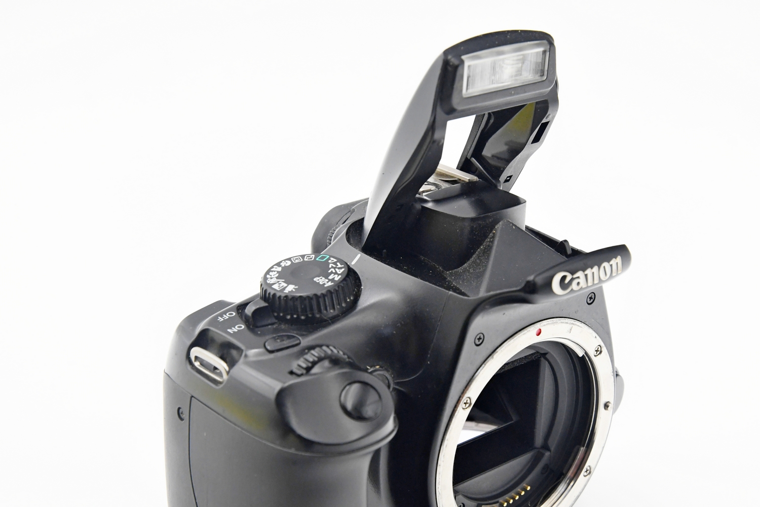 Зеркальный фотоаппарат Canon EOS 1100D Body (состояние 3) (б/у)
